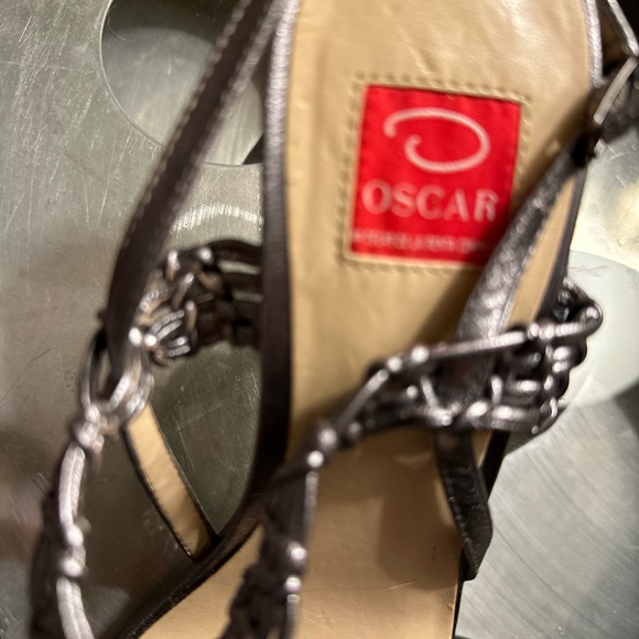 Authentic Oscar de la Renta Shoes - Picture 9 of 10